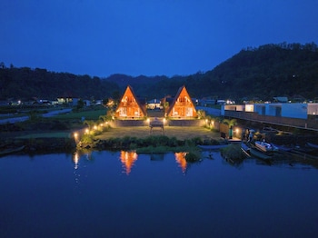 the dewi tasik kintamani cabin and villa