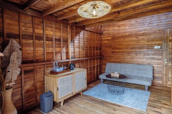 the dewi tasik kintamani cabin and villa