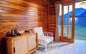 the dewi tasik kintamani cabin and villa