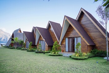 the dewi tasik kintamani cabin and villa