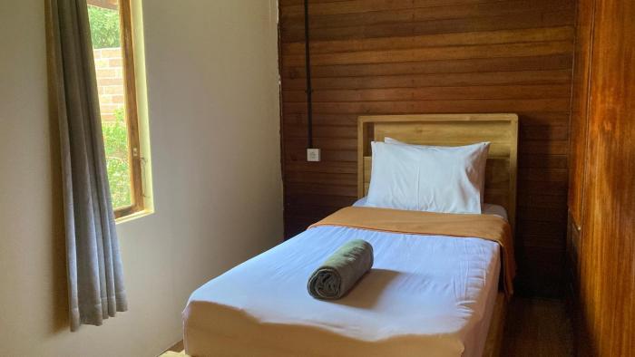 uli wood villa jimbaran