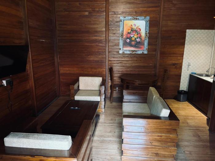 uli wood villa jimbaran