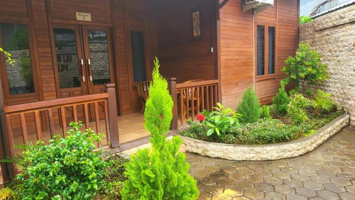 uli wood villa jimbaran