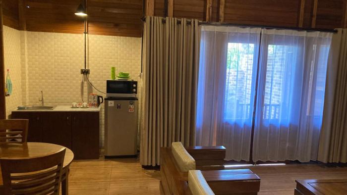 uli wood villa jimbaran