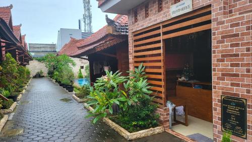 uli wood villa jimbaran
