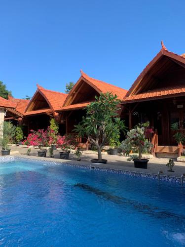 uli wood villa jimbaran