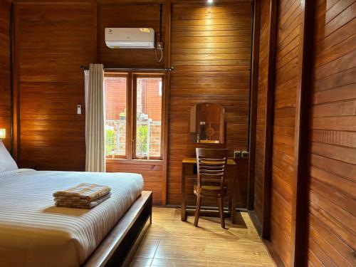 uli wood villa jimbaran