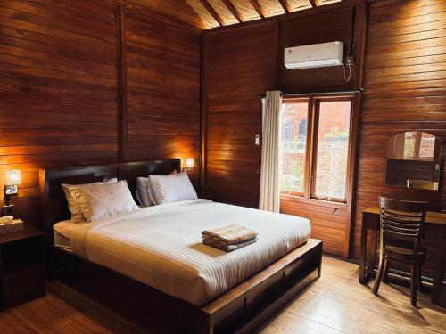 uli wood villa jimbaran