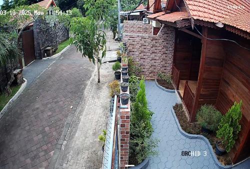 uli wood villa jimbaran