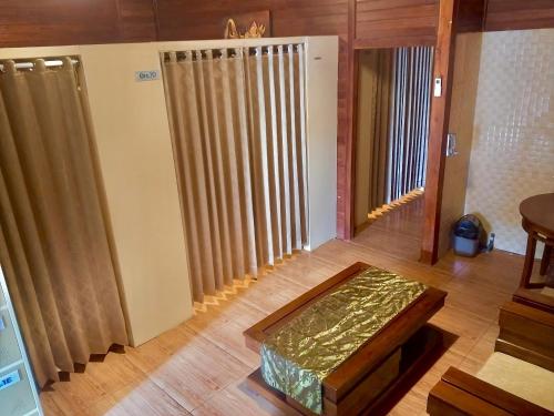 uli wood villa jimbaran