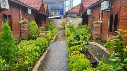 uli wood villa jimbaran