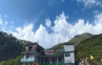 Shri Narsingh Tourist Complex,,2 star