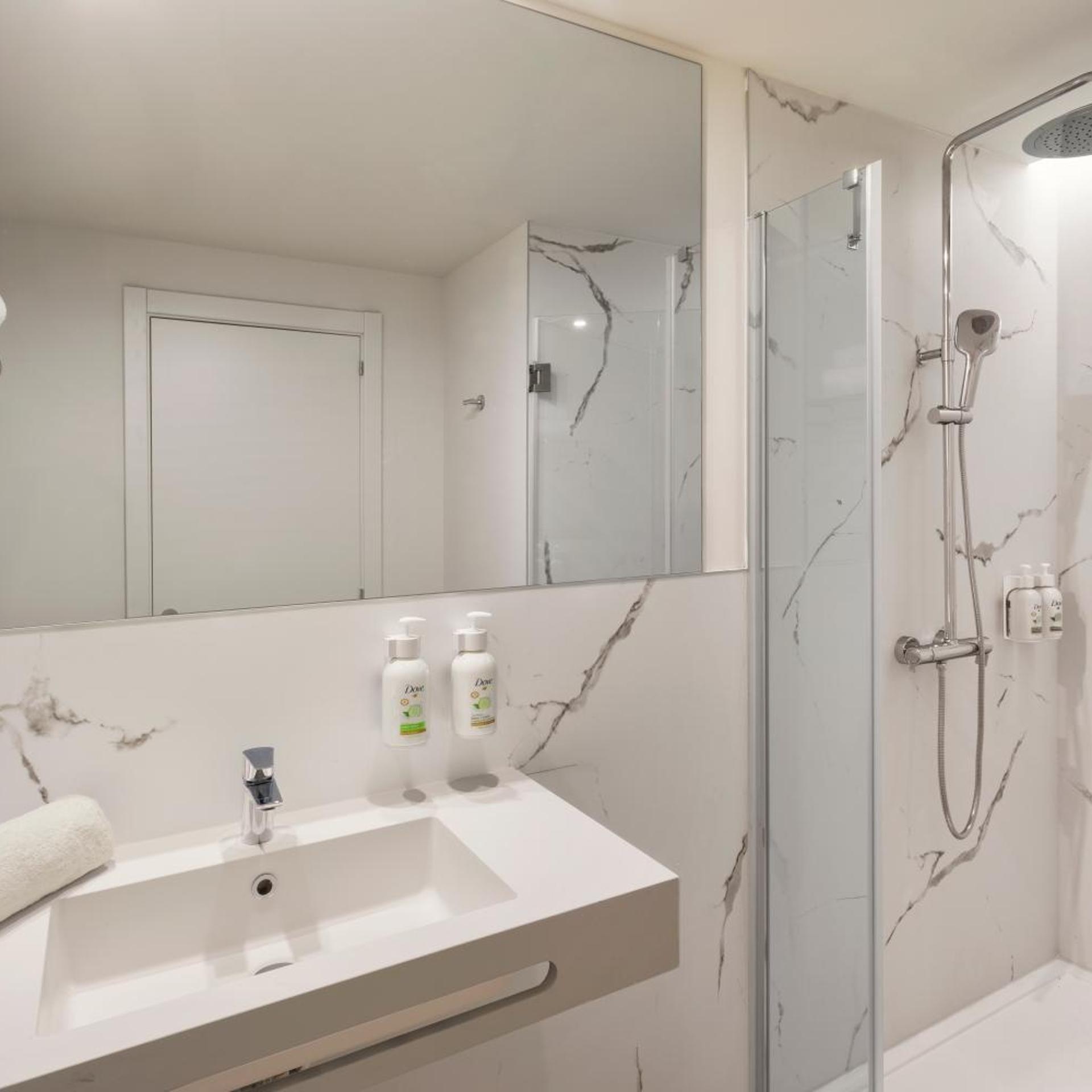 bandb hotel madrid vallecas la gavia