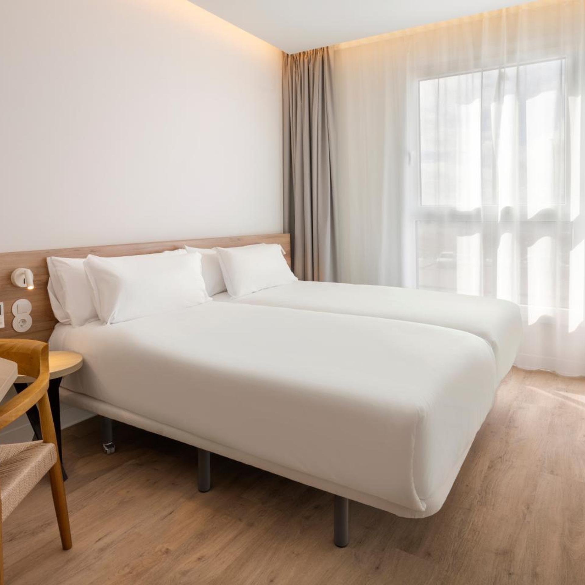 bandb hotel madrid vallecas la gavia