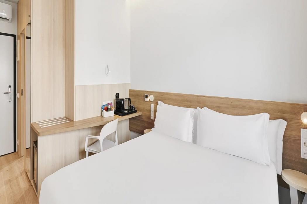 bandb hotel madrid vallecas la gavia