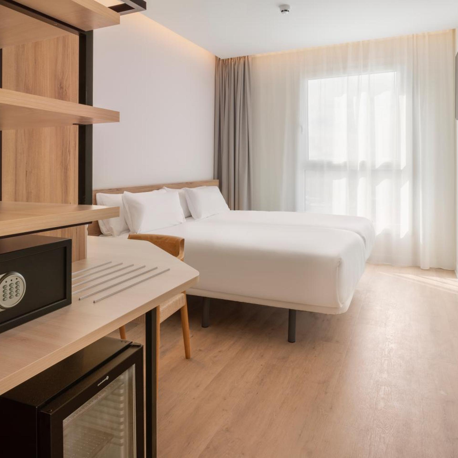 bandb hotel madrid vallecas la gavia