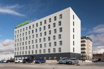 B&B Hotel Madrid Vallecas La Gavia,,3 star