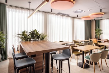 B&B Hotel Madrid Vallecas La Gavia,,3 star