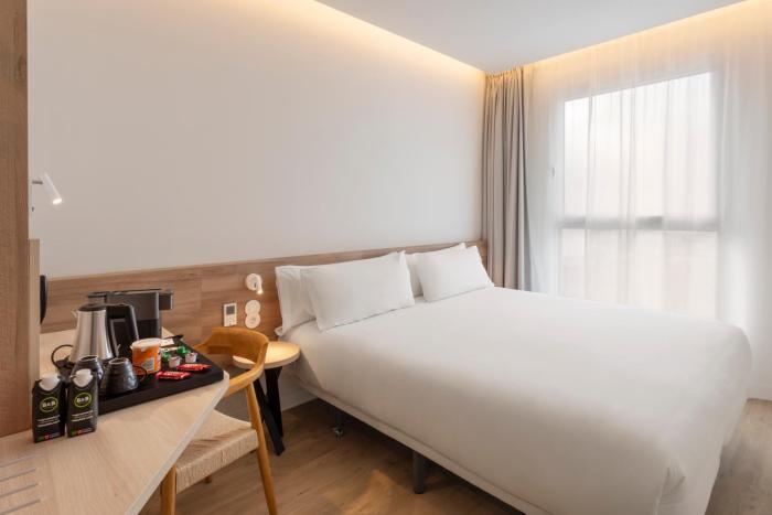 bandb hotel madrid vallecas la gavia