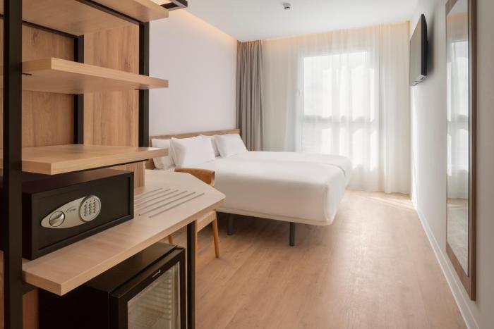bandb hotel madrid vallecas la gavia