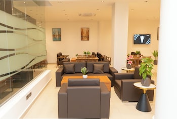 city crown hotel