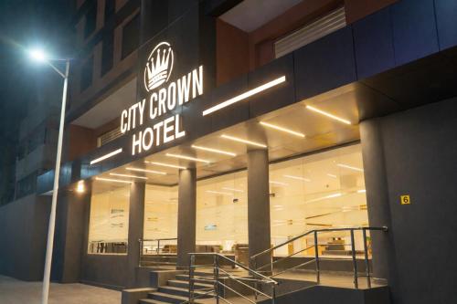 city crown hotel