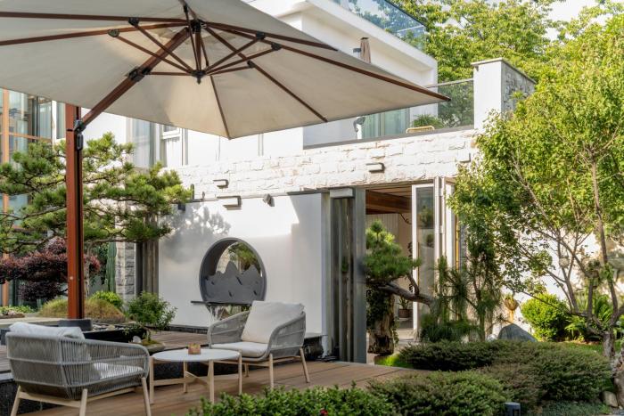 dali shanshuijian no 5 courtyard villa garden resort hotel