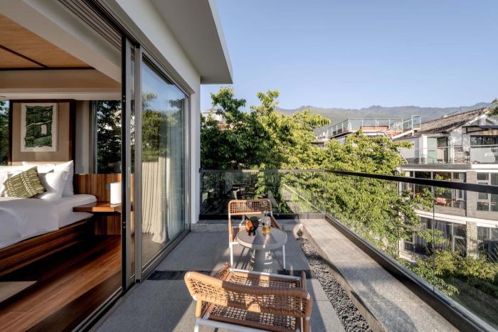 dali shanshuijian no 5 courtyard villa garden resort hotel