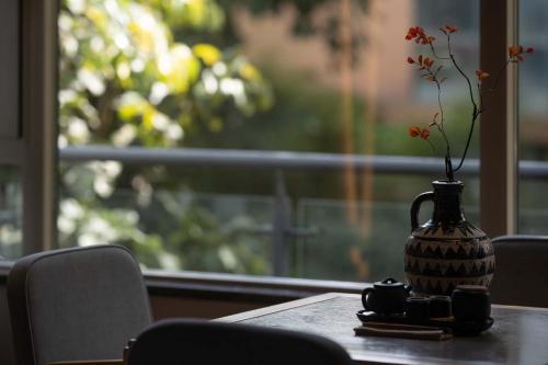 dali shanshuijian no 5 courtyard villa garden resort hotel