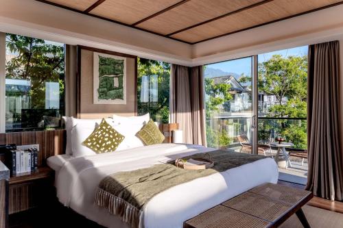 dali shanshuijian no 5 courtyard villa garden resort hotel
