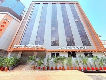 hotel zampex executive