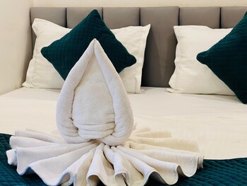 Pk Hotel,,2 star