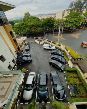 T And T Apartment,,5 star