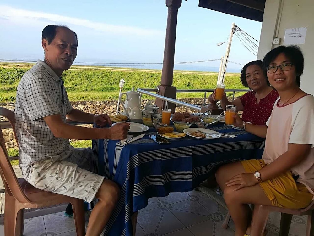rampart view guest house