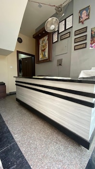 hotel khanna regency