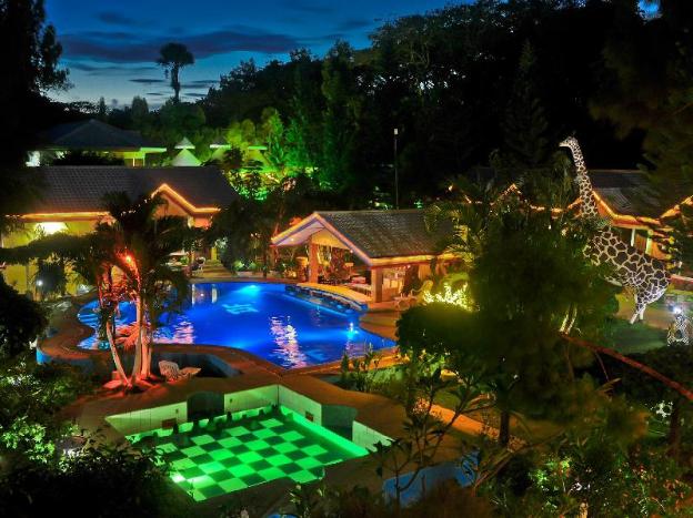deep forest garden hotel