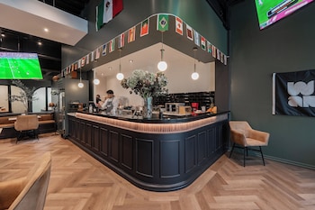 the green escape suite