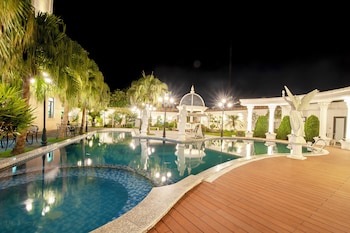 vela luxury hai ha hotel