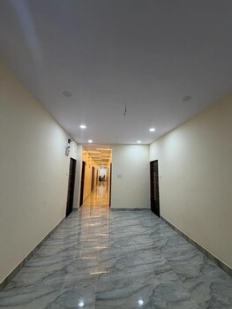 hotel majestic inn