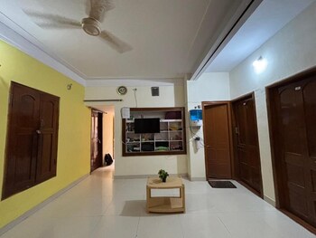Home Suite Hotel,,3 star