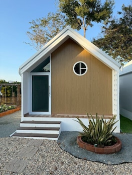 Rim Nam Ozone Homestay,,2 star