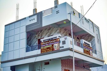 rayara karune home stay mantralaya