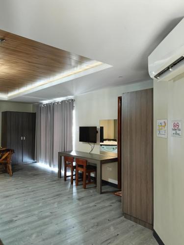 Norlu Cedec Midpoint Hotel,,3 star