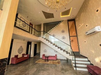 hotel atlantiis suites by signature stay
