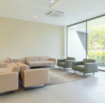 peravi suites at the bantree