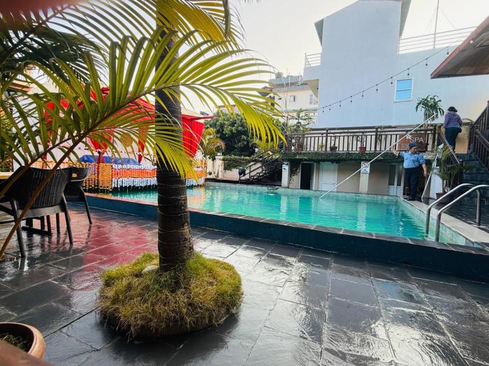 rj hotel pokhara