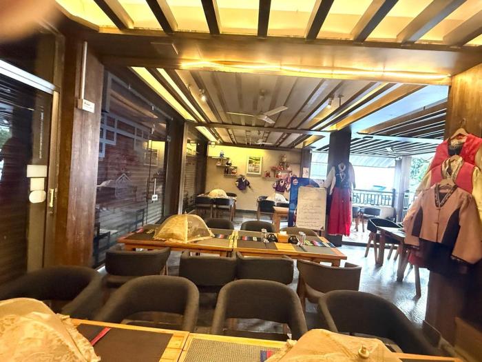 rj hotel pokhara