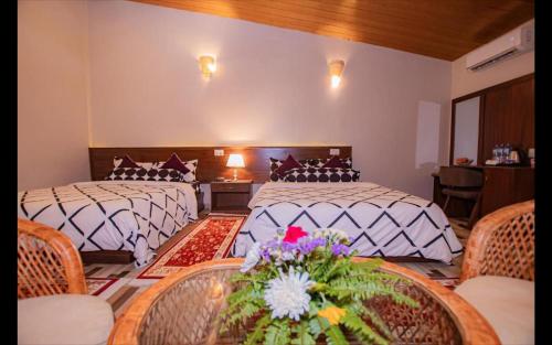 rj hotel pokhara