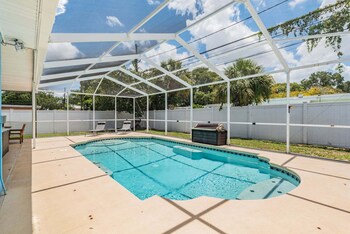 3442 Azalea Pl,,2 star
