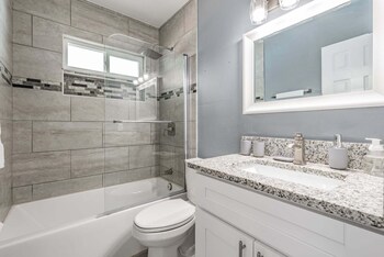 3442 azalea pl